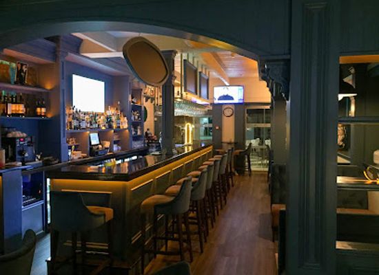 portugal/vilamoura/bar/al-s-bar-vilamoura