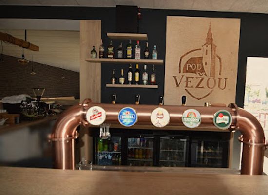 slovakia/podpolanie/bar/pod-vezou