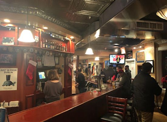 connecticut/stamford/bar/casey-s-tavern