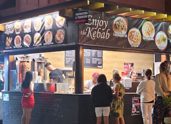 hungary/hortobagy/bar/enjoy-the-kebab