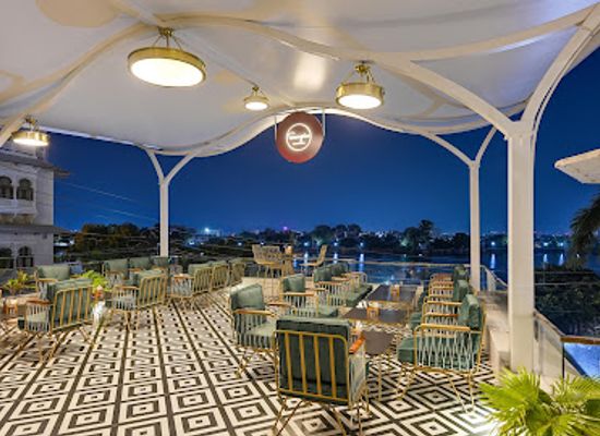 india/udaipur/bar/sangria-an-art-of-mixology