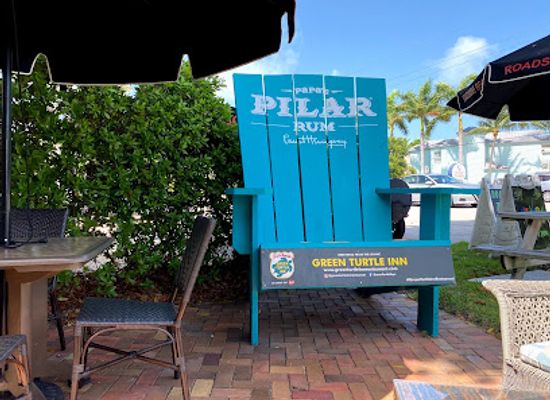florida/islamorada/bar/the-nest-bbq-and-sports-bar-operates-a-roadside-bbq-located-adjacent-to-the-green-turtle-inn