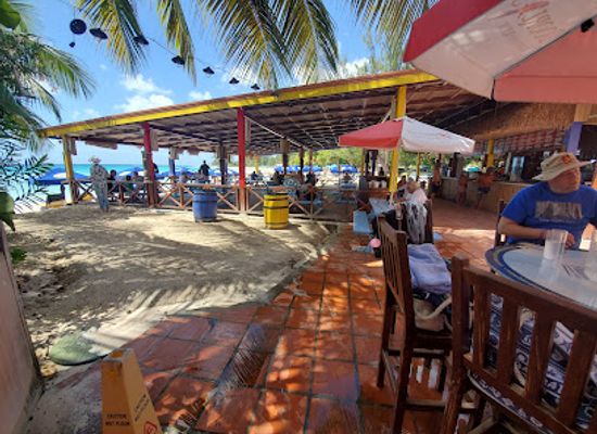 barbados/cherry-tree-hill/bar/the-tiki-bar