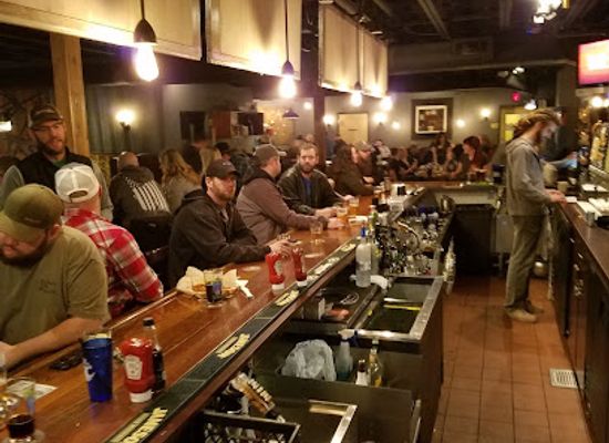 washington/spokane-river/bar/the-district-bar