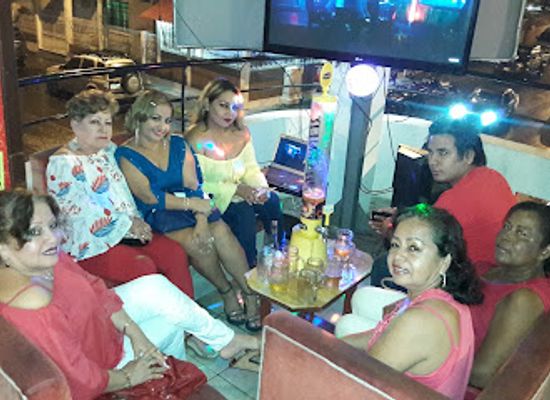 ecuador/esmeraldas-region/bar/gio-s