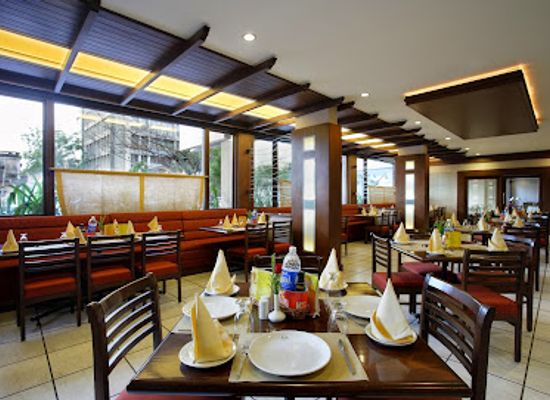 india/vadodara/alkapuri/bar/24-carats-multi-cuisine-restaurant