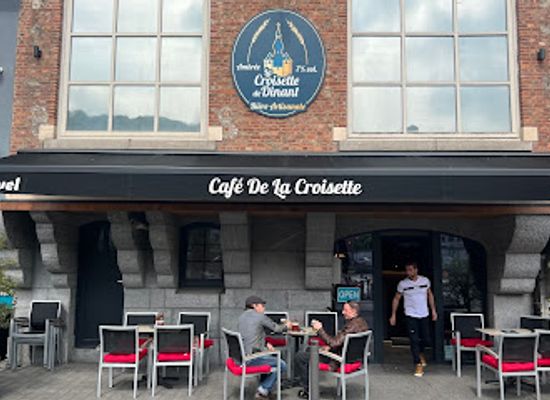 belgium/dinant/bar/cafe-de-la-croisette