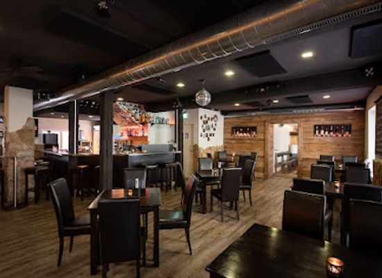 switzerland/graubunden/bar/piranha-tapas-bar