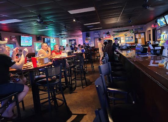 florida/crystal-river/bar/norton-s-riverside-sports-bar-and-grill