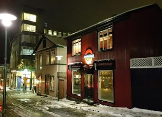 iceland/highlands/bar/kaffibarinn