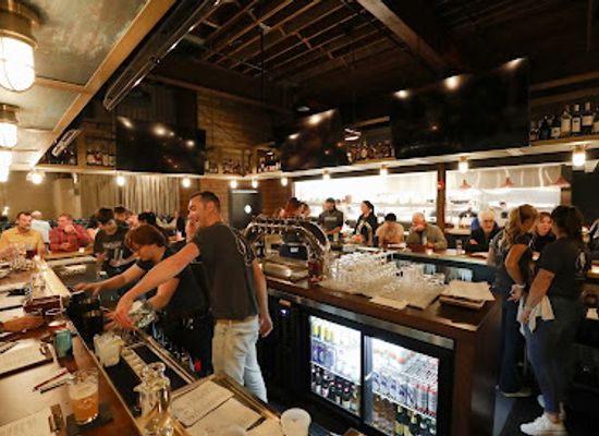 massachusetts/cape-ann/bar/the-cut-stage-studio-restaurant-bar