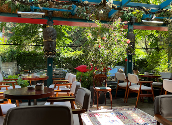 albania/chameria/bar/colonial-cocktails-academy-tirana