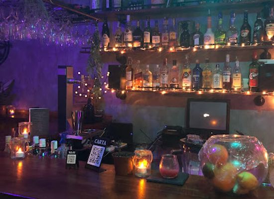spain/granada/centro-sagrario/bar/the-real-mccoy-cocktail-bar