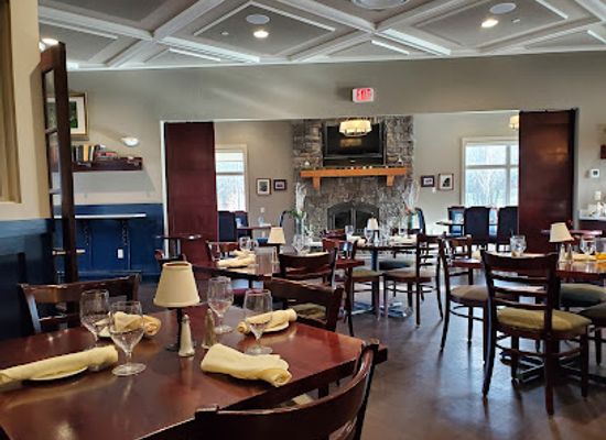 new-hampshire/merrimack-valley/bar/murphy-s-taproom-carriage-house