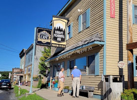 west-virginia/dolly-sods-wilderness/bar/milo-s-cafe-and-restaurant
