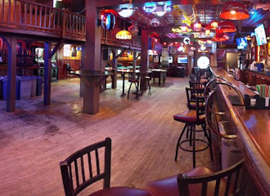 minnesota/mankato/bar/south-street-saloon