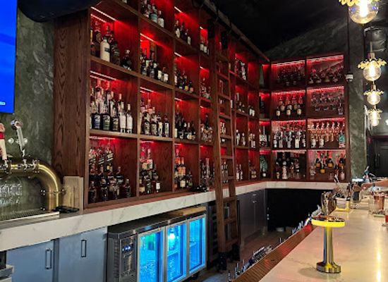 california/imperial-valley/bar/mona-lisa-cocktails-cuisine