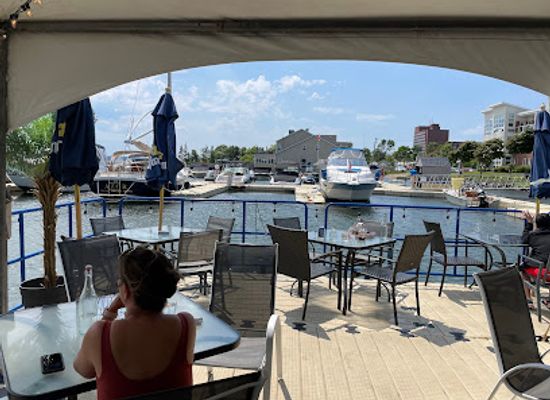 canada/charlottetown/bar/the-cork-and-cast