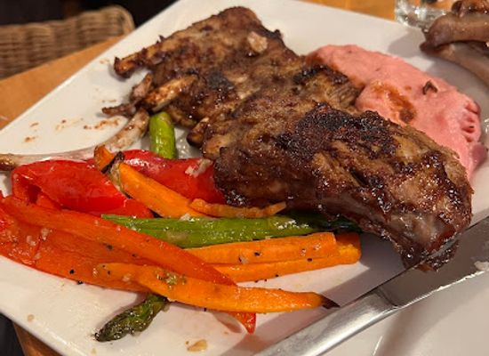 australia/mount-field-national-park/bar/maydena-eats