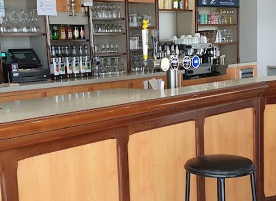 france/brittany/bar/ducathy-s-bar