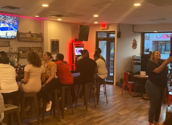 connecticut/waterbury/bar/central-square