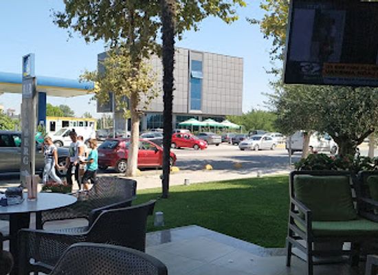 albania/fieri/bar/iceberg-bar