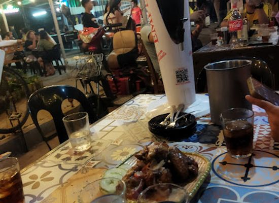 philippines/bicol-region/bar/kapuntukan-resto-bar-and-grille