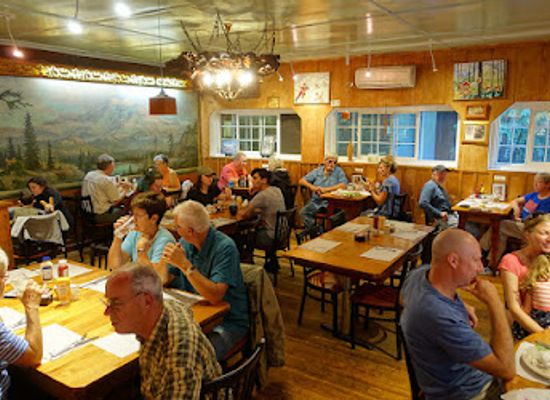 washington/mount-rainier-national-park/bar/copper-creek-inn-restaurant-lodging