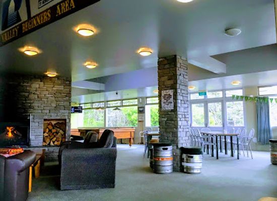 new-zealand/tongariro-national-park/bar/tussock-bar-restaurant