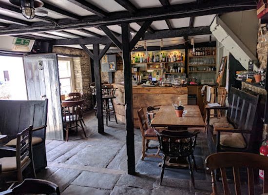 united-kingdom/carmarthenshire/bar/the-black-lion-abergorlech