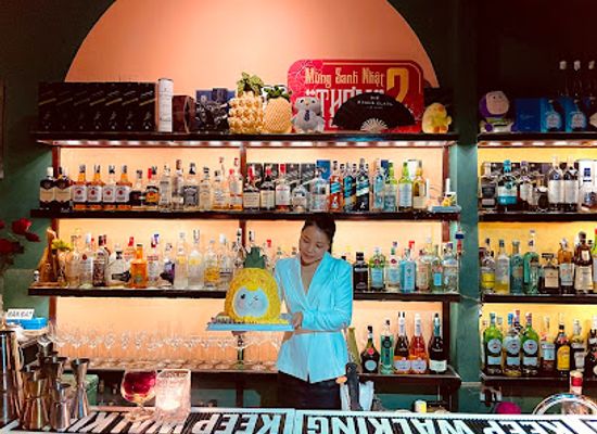 vietnam/quy-nhon/bar/thom-cocktail-bar