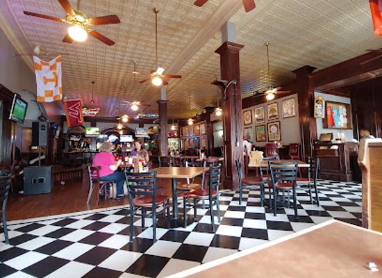 tennessee/bristol-motor-speedway/bar/stateline-bar-grille