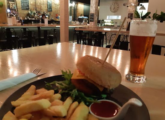new-zealand/marlborough/bar/biddy-kates-cafe