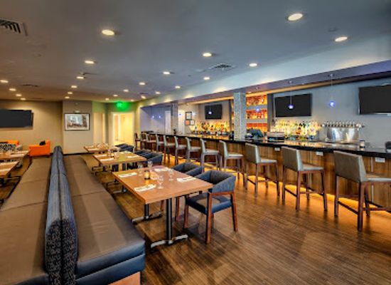 new-york/syracuse/university-hill/bar/salt-restaurant-and-bar
