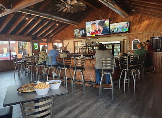 illinois/driftless-area/bar/sippi-side-pub-grill-and-liquor-store
