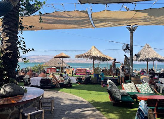 israel/tiberias/bar/bora-bora