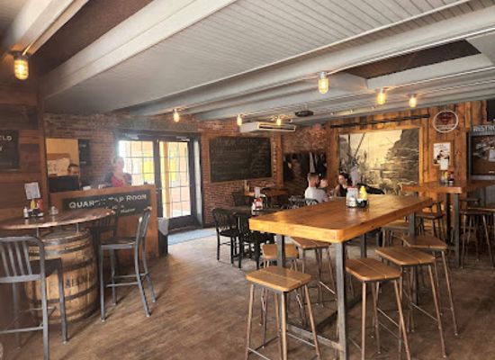 maine/the-highlands/bar/the-quarry-tap-room