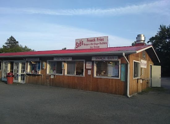 vermont/grand-isle-county/bar/seb-s-snack-bar