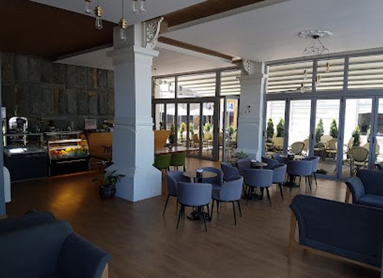 albania/pogradec-region/bar/eleven-bar