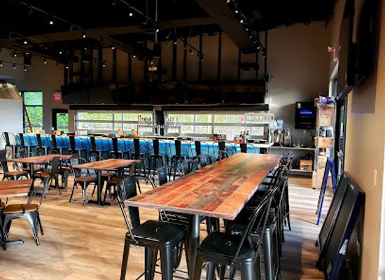 florida/fakahatchee-strand-preserve-state-park/bar/off-the-rock-tavern