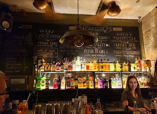 malta/western-region/bar/cafe-society