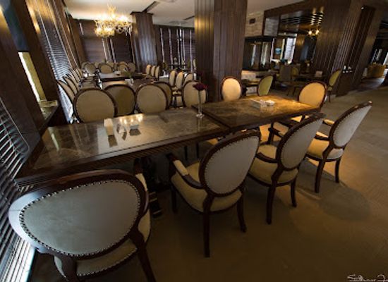 azerbaijan/greater-caucasus/bar/chalet-steak-and-wine-house