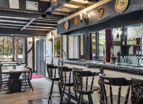 australia/tasman-peninsula/bar/the-fox-and-hounds-restaurant
