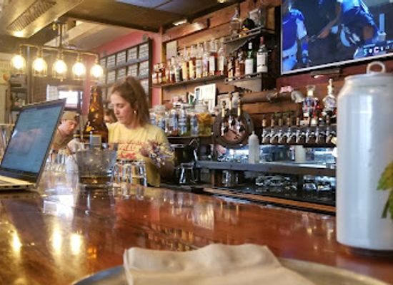 washington/central-washington/bar/the-black-duck-cask-and-bottle
