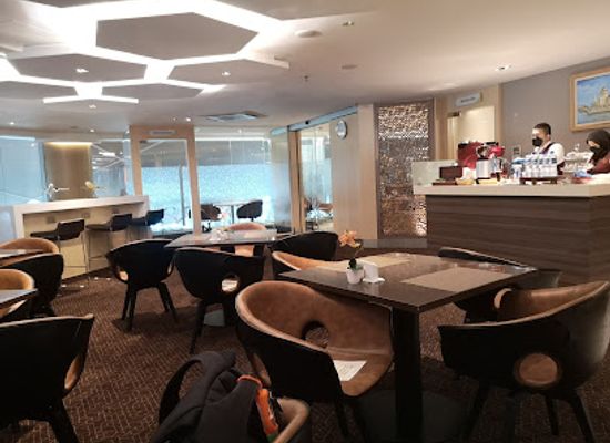 brunei/bandar-seri-begawan/bar/royal-brunei-business-class-lounge