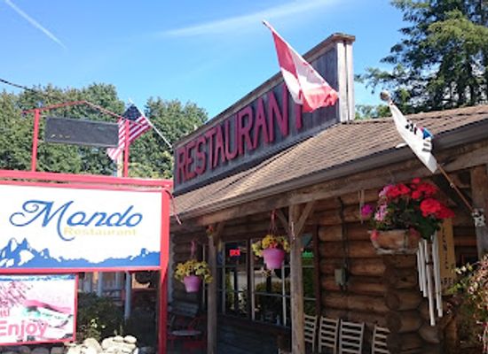 washington/north-cascades-national-park/bar/mondo-restaurant