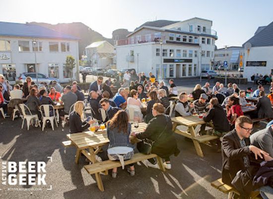 iceland/westman-islands/bar/the-brothers-brewery