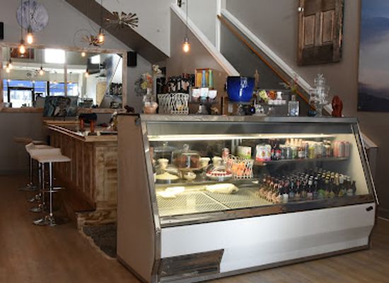 wisconsin/devil-s-lake-state-park/bar/the-relish-tray-bistro-speakeasy