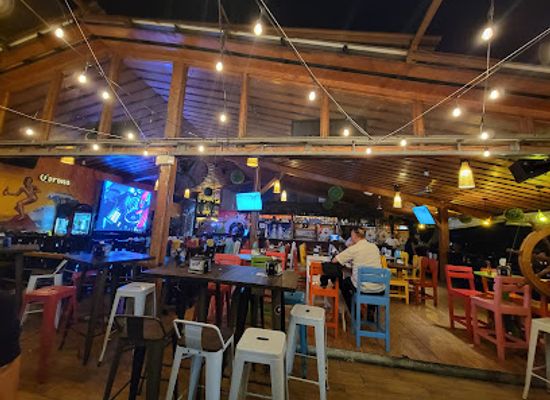 el-salvador/highlands/bar/anchor-bar-restaurant