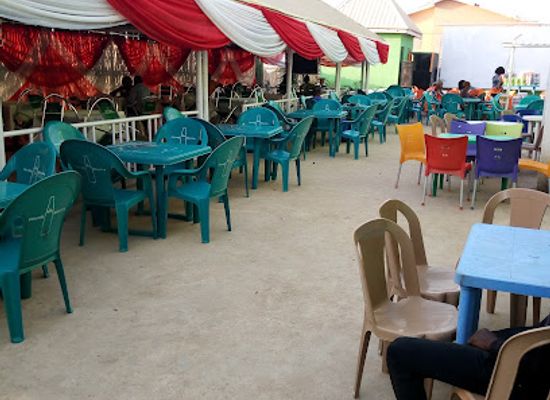 nigeria/kajuru-castle/bar/dera-s-classic